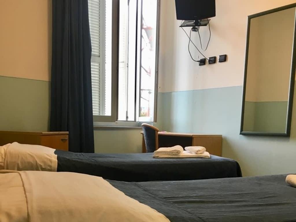 Master Hotel Castelvetro Piacentino Buitenkant foto